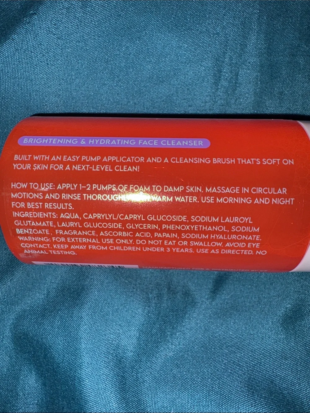 Glow Up - Cloud Cleanser-Pineapple Coconut Scent Vit C, Papaya, Hyaluronic Acid
